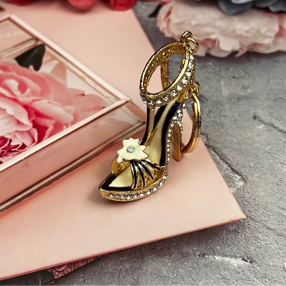 Stunning Gold & Silver Crystal High Heel Shoe Keychain Charm - Picture 9 of 16